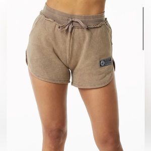 Alphalete Athletics Very Terry Shorts in Moonstone